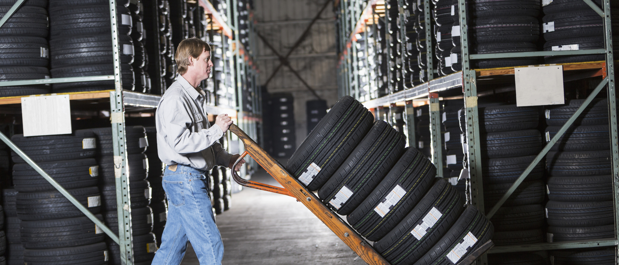 Come conservare gomme auto con cerchio - Pneumatici auto